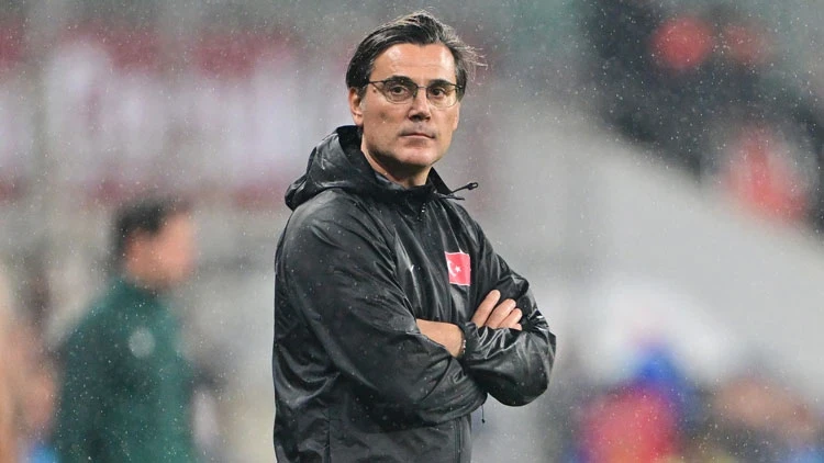 Vincenzo Montella'dan İstifa Sorularına Tepki: 'Teklifler Aldığımda Bile Gitmedim!'