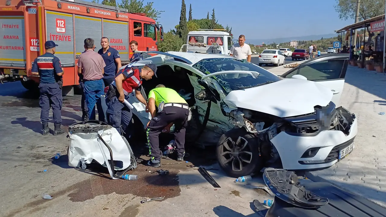 Manisa'daki Kazaya Karışan Tur Otobüsünün Bursa'daki Görüntüleri Ortaya Çıktı