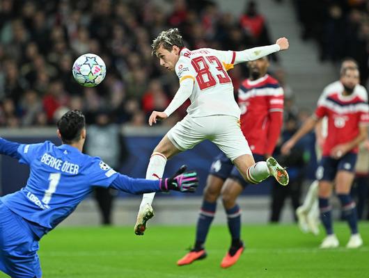 Galatasaray, Lille Deplasmanında 4-2 Galip Gelerek Şampiyonlar Ligi'nde Gücünü Gösterdi