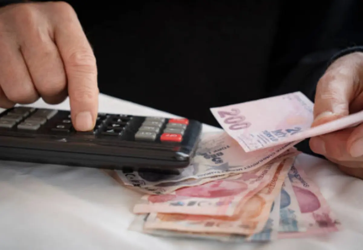 Emekli ve Memurun Gözü Ocak Ayındaki Maaş Zammında